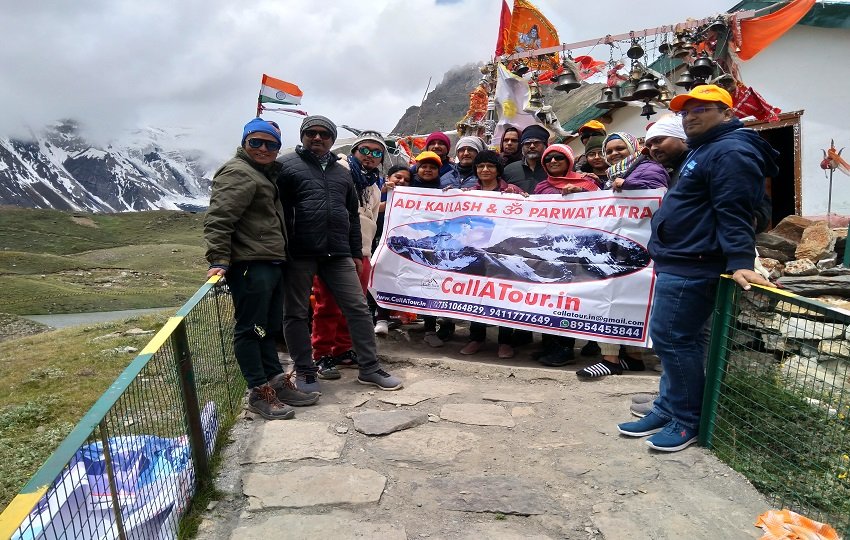 adi kailash om parvat yatra