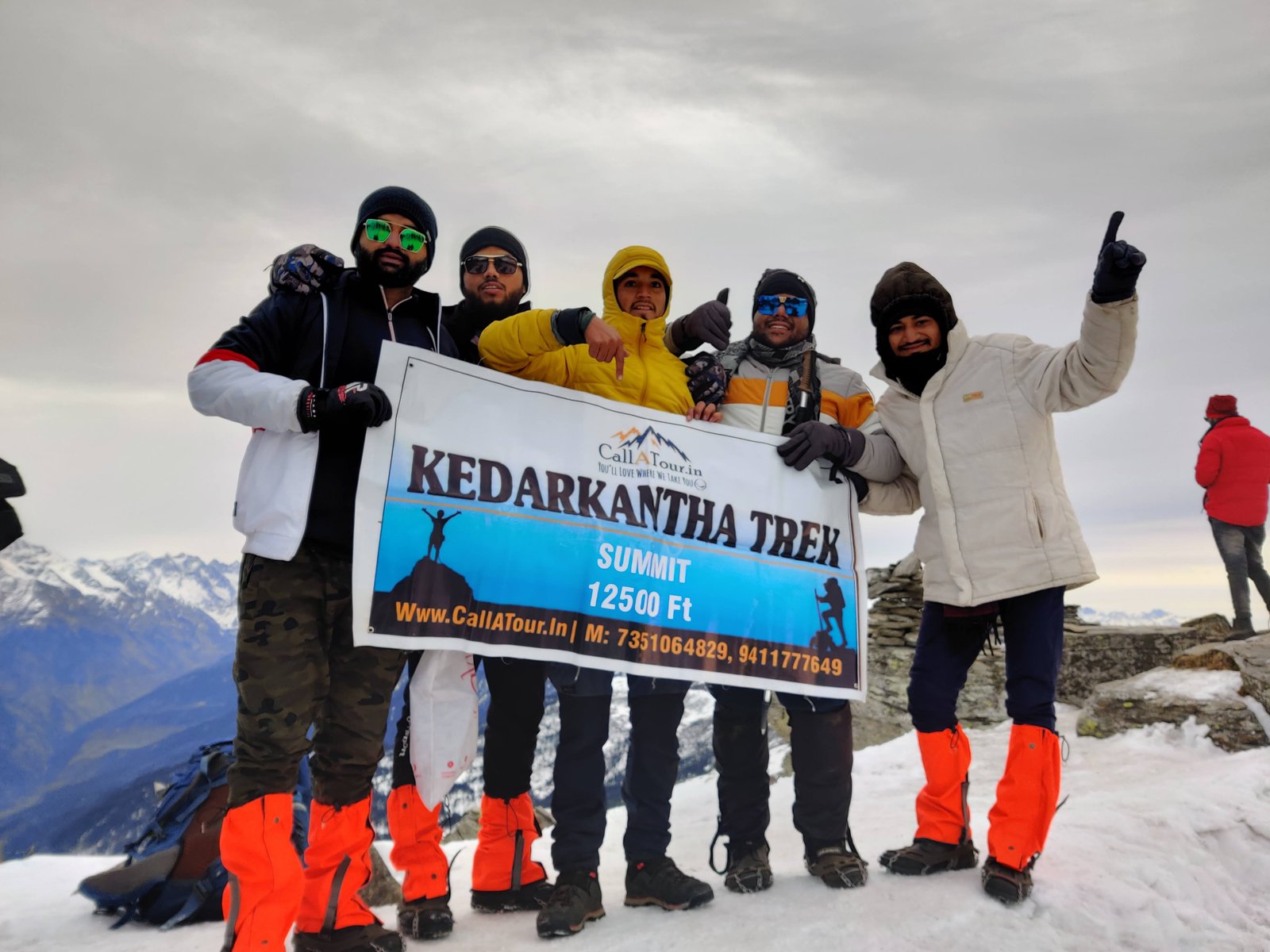 kedarkantha trek summit